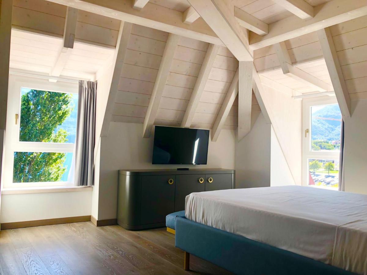 Luxury Suites Rocopom - Lake Front Malgrate Exterior foto