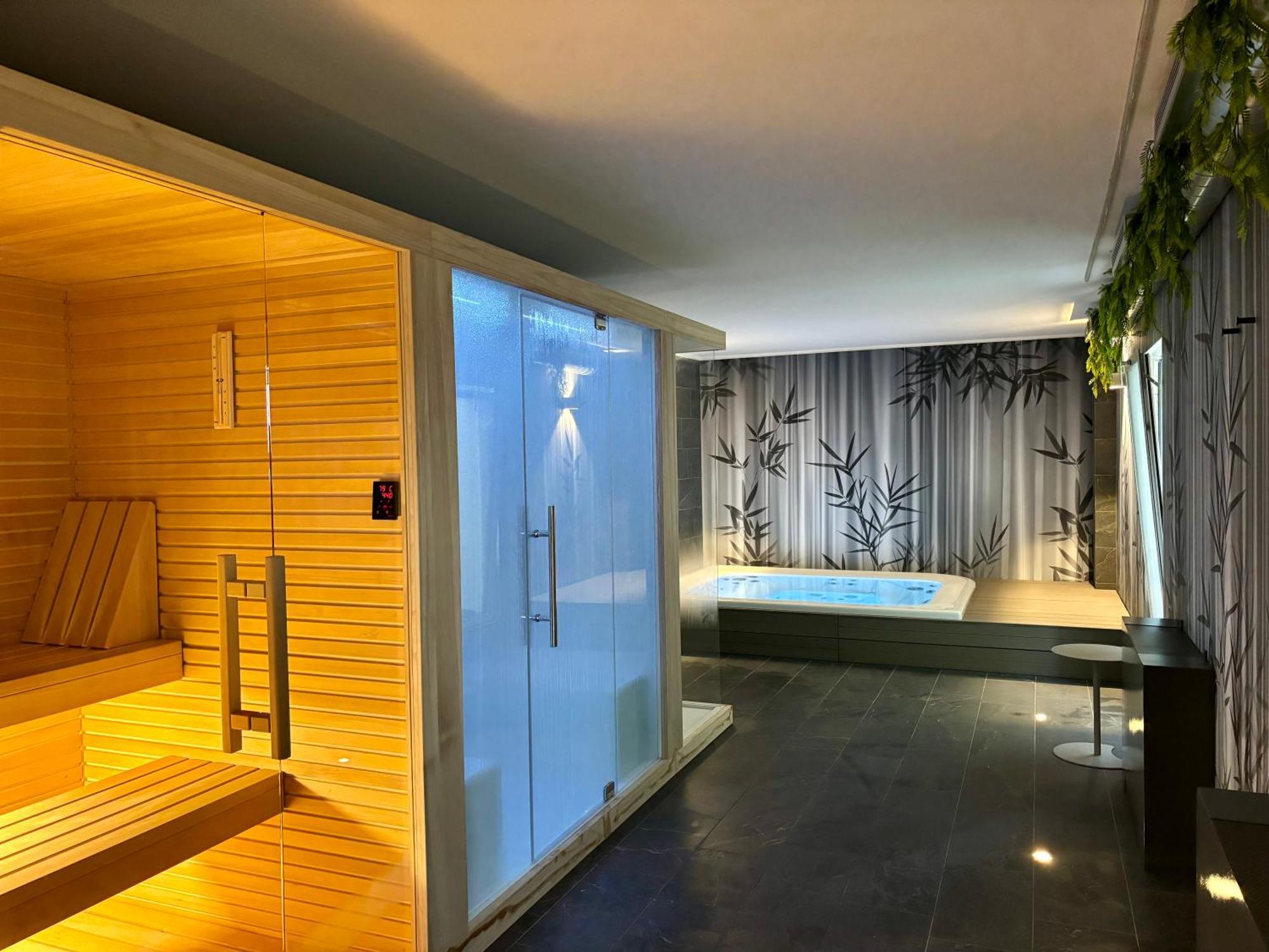 Luxury Suites Rocopom - Lake Front Malgrate Exterior foto